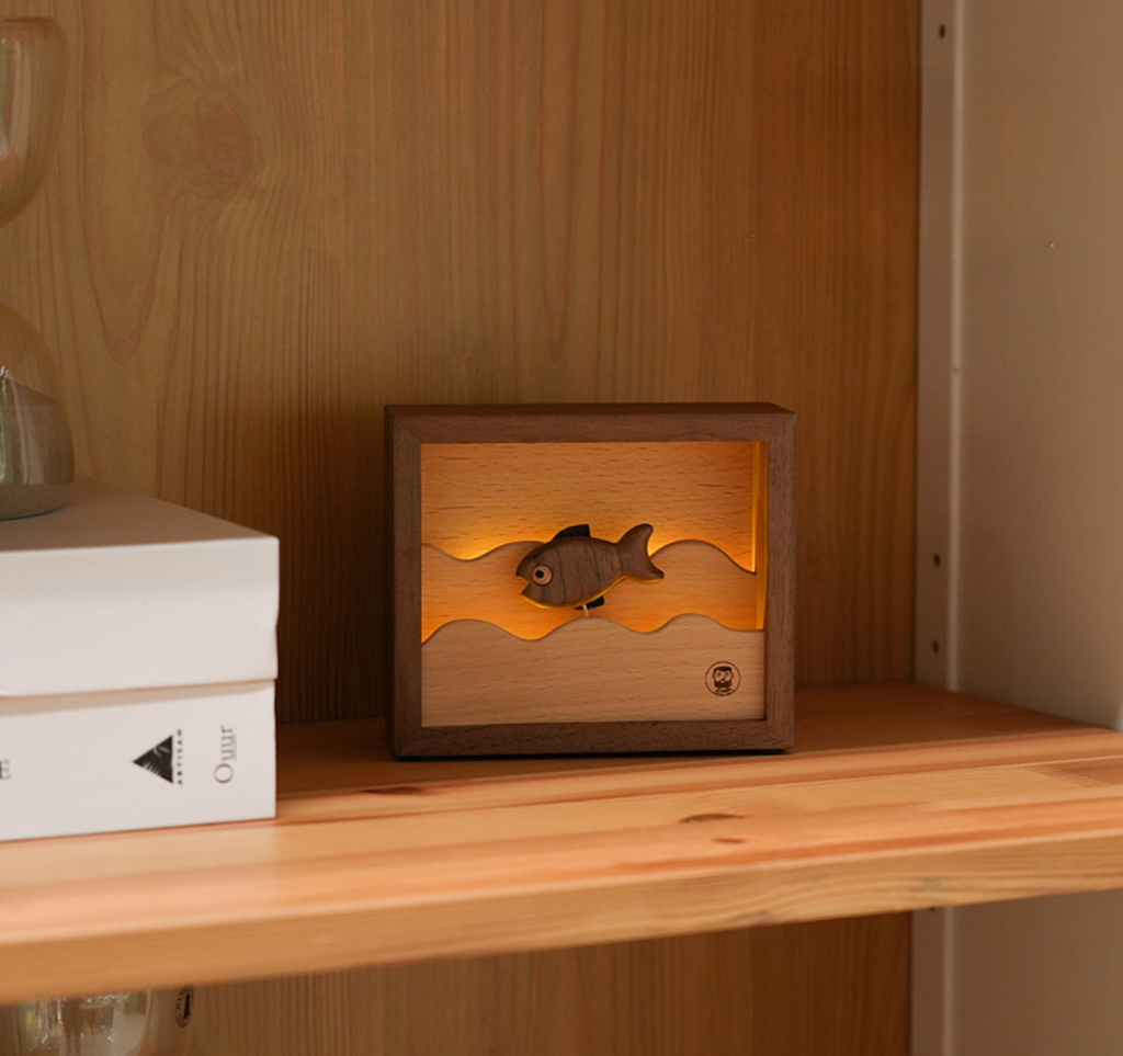 Tiny Fish light